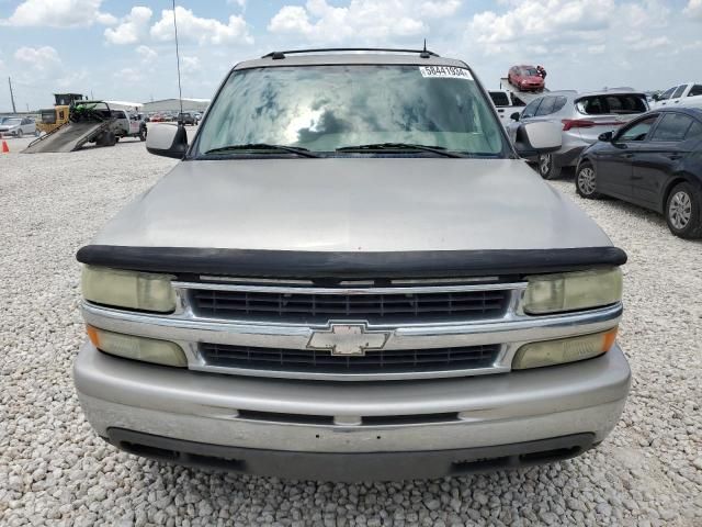 2004 Chevrolet Suburban C1500