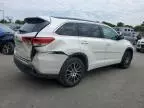 2017 Toyota Highlander SE