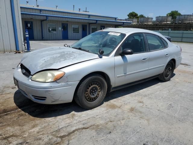 2005 Ford Taurus SE