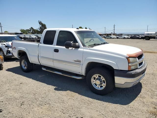 2004 Chevrolet Silverado K2500 Heavy Duty