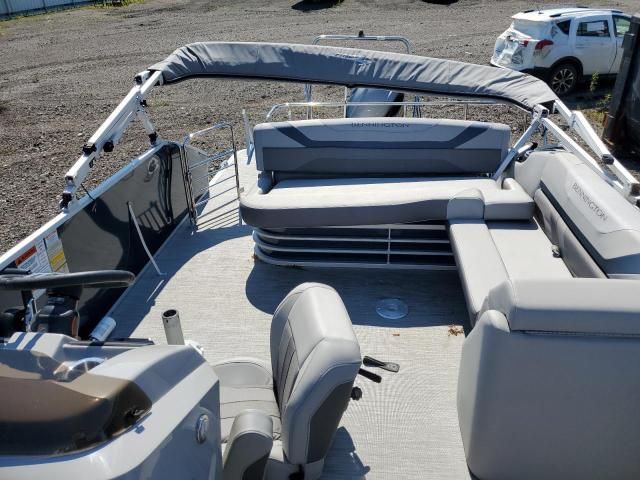 2021 Bennington Marine Pontoon