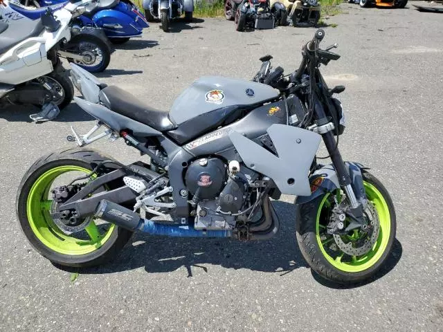 2003 Yamaha YZFR1