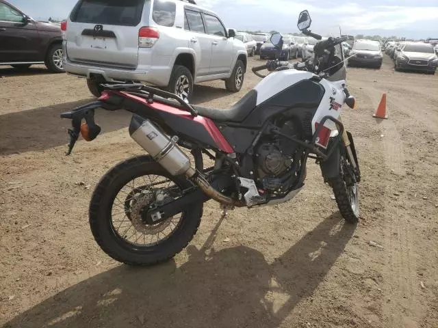 2021 Yamaha XTZ690