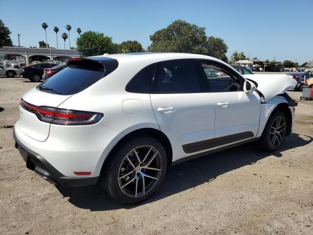 2023 Porsche Macan Base