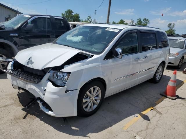 2016 Chrysler Town & Country Limited Platinum