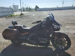 Salvage motorcycles for sale at Milwaukee, WI auction: 2018 Honda GL1800 B