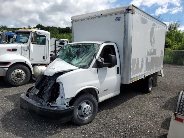 2017 Chevrolet Express G4500