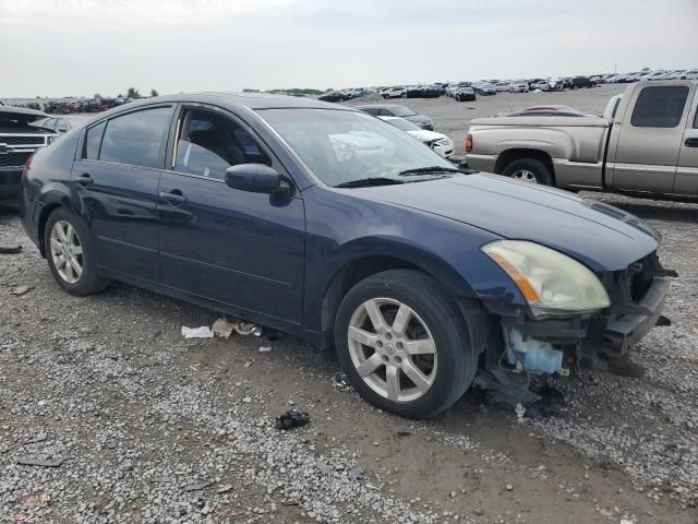 2004 Nissan Maxima SE