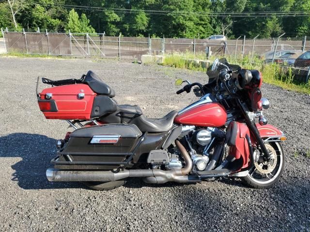 2010 Harley-Davidson Flhtcu Shrine