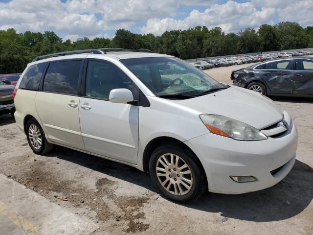 2008 Toyota Sienna XLE