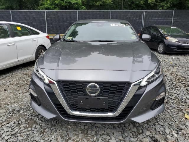 2022 Nissan Altima SV