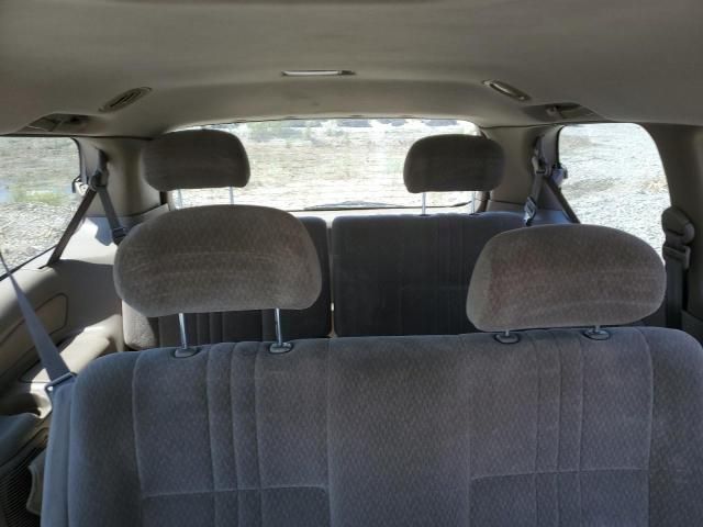 2002 Toyota Sienna CE