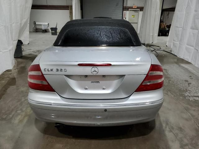 2005 Mercedes-Benz CLK 320