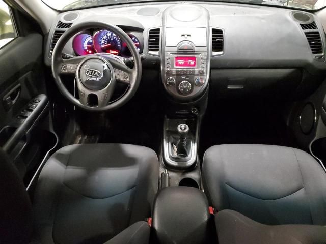 2011 KIA Soul +