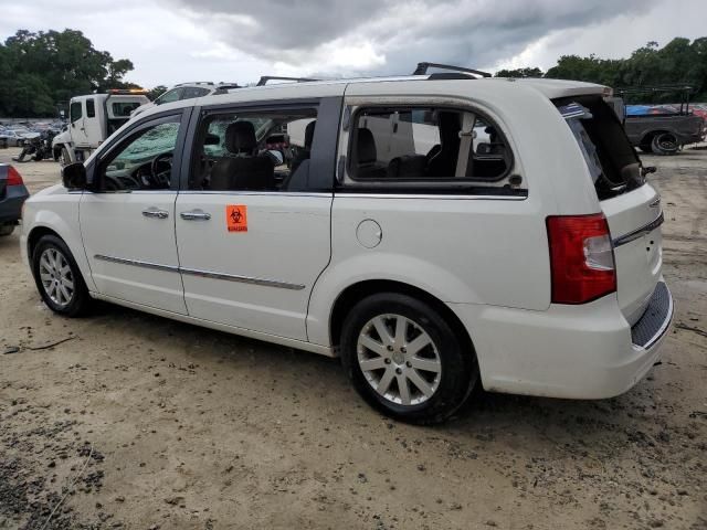 2013 Chrysler Town & Country Limited