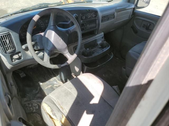 2000 Chevrolet Express G3500