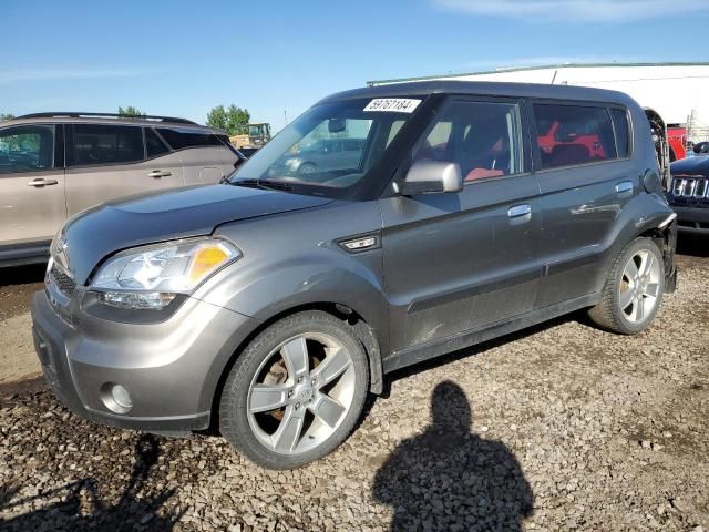 2010 KIA Soul +