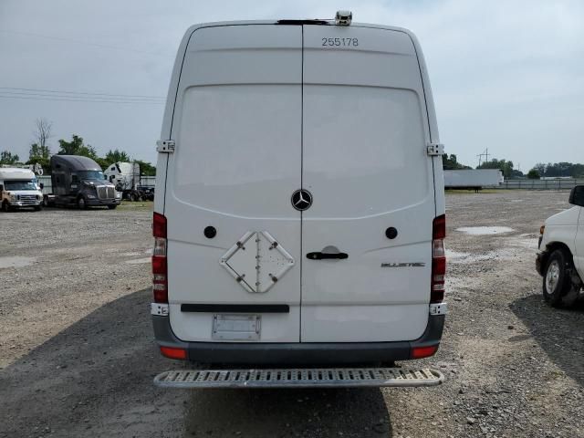 2014 Mercedes-Benz Sprinter 2500