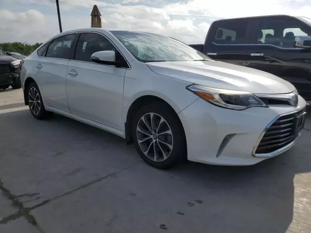 2018 Toyota Avalon XLE