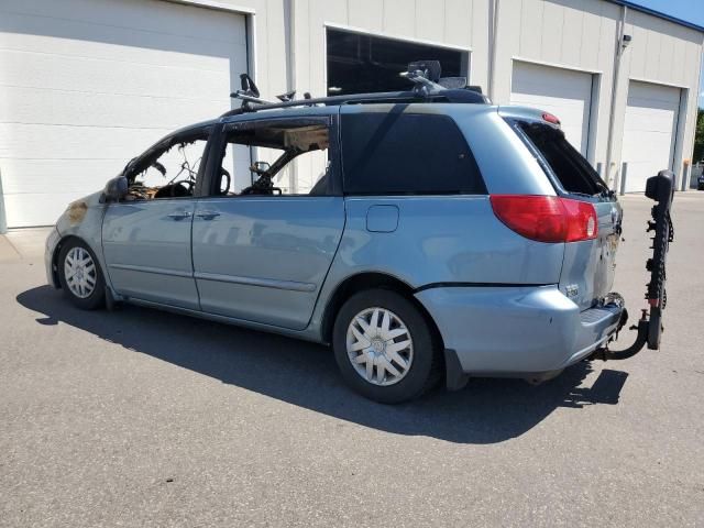 2008 Toyota Sienna CE