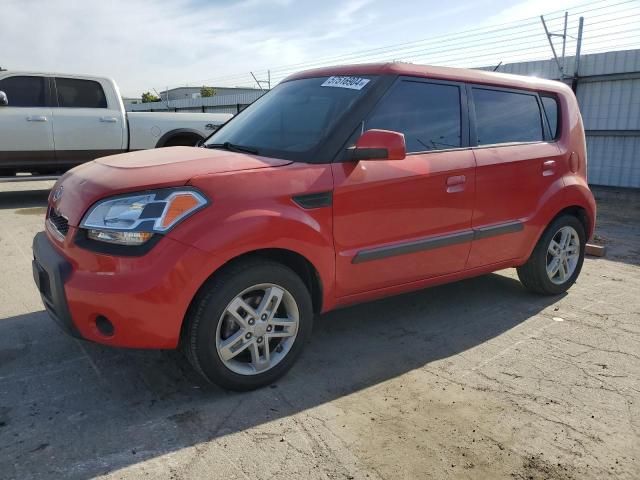 2010 KIA Soul +