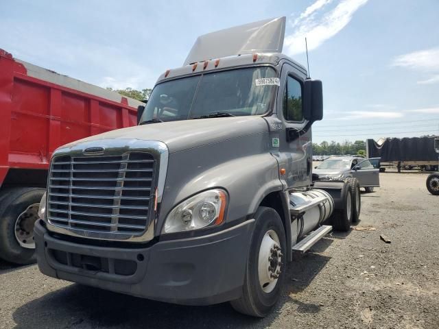 2015 Freightliner Cascadia 125