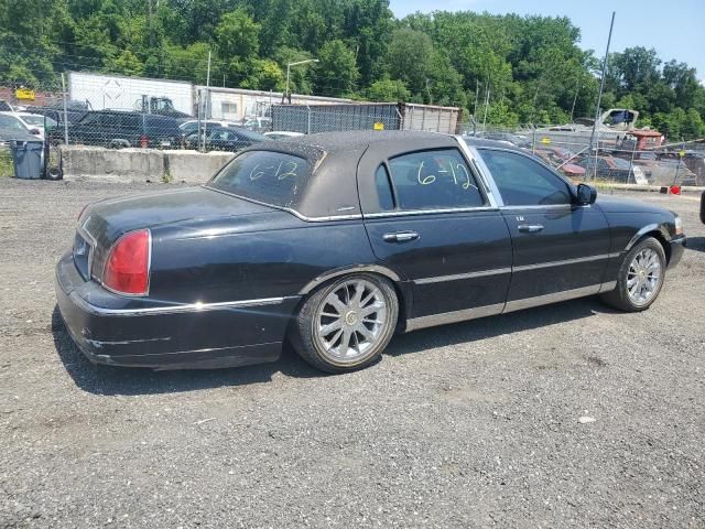 2009 Lincoln Town Car Signature Limited