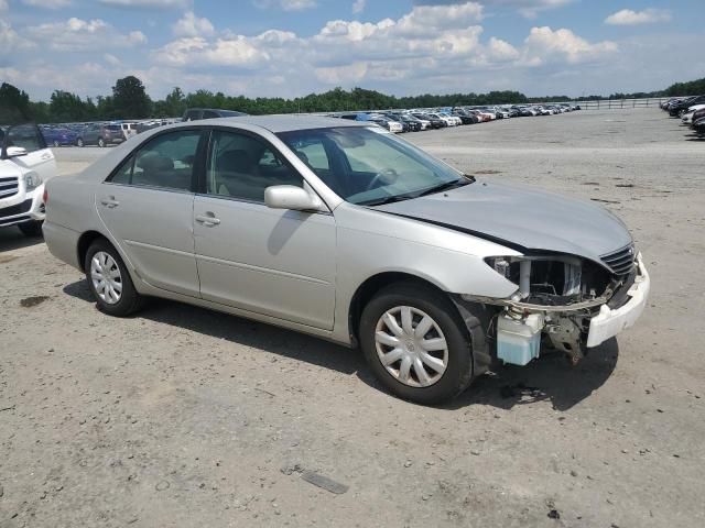 2005 Toyota Camry LE