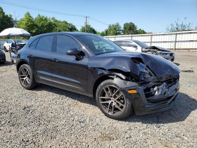 2024 Porsche Macan Base