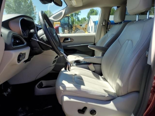 2017 Chrysler Pacifica Touring L Plus