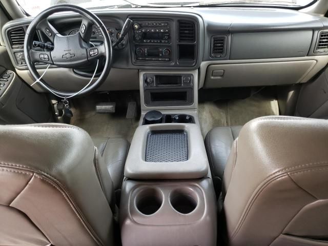 2004 Chevrolet Suburban C1500