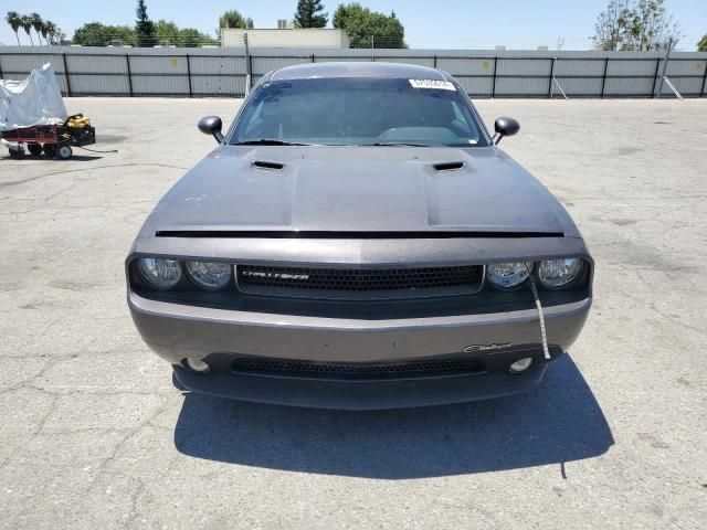 2013 Dodge Challenger SXT