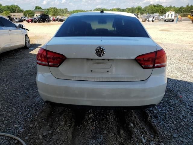 2015 Volkswagen Passat S