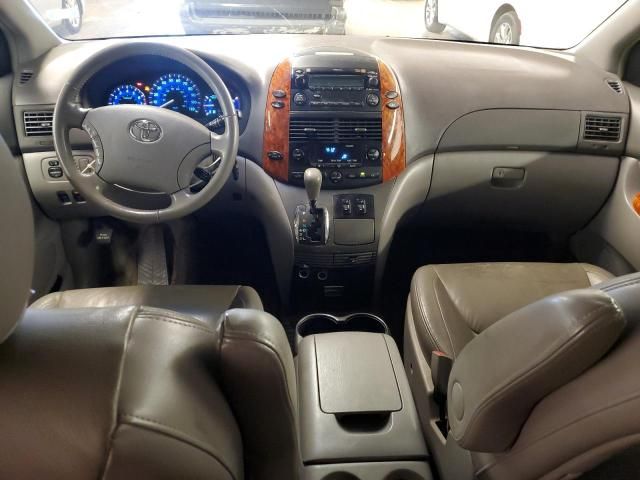 2007 Toyota Sienna XLE