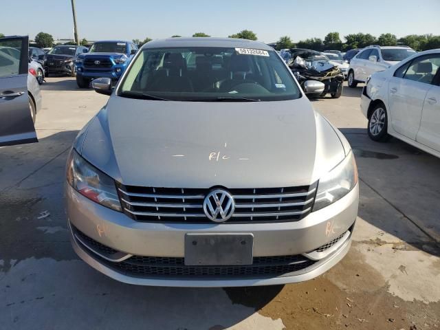 2014 Volkswagen Passat SE