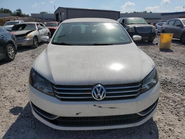 2015 Volkswagen Passat S