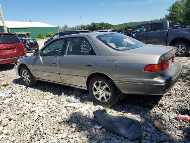 2000 Toyota Camry LE