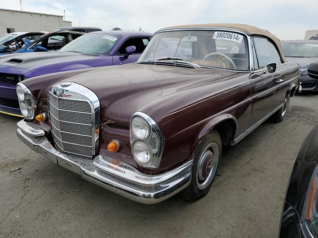 1964 Mercedes-Benz 1964 Mercedes Benz 220 SE