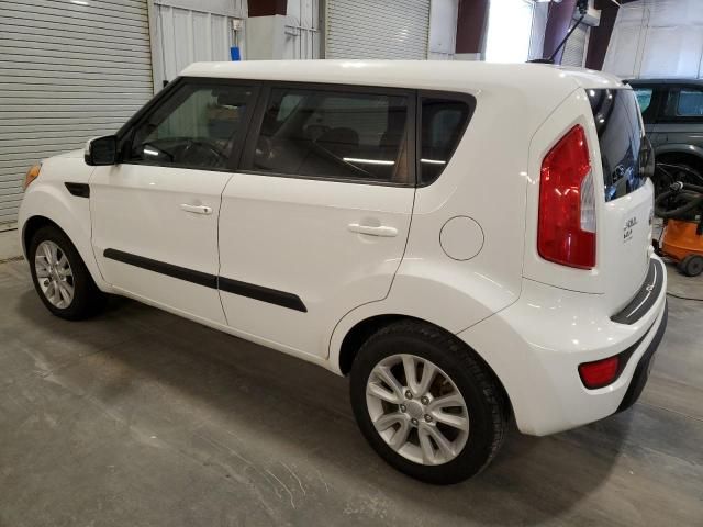 2013 KIA Soul +