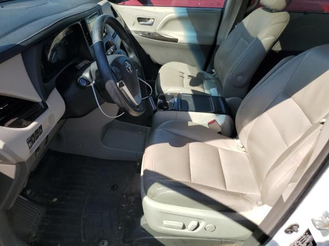 2015 Toyota Sienna XLE