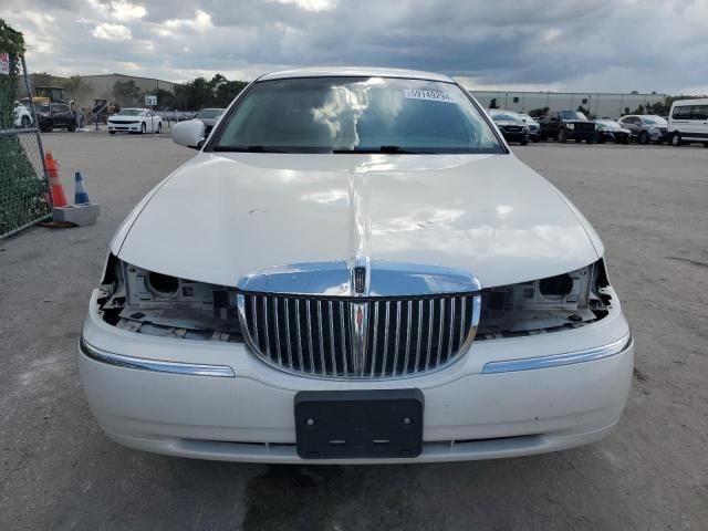 2002 Lincoln Town Car Cartier L