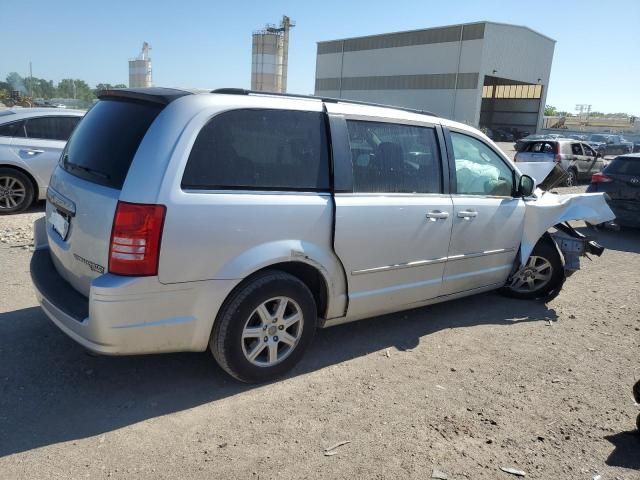 2010 Chrysler Town & Country Touring