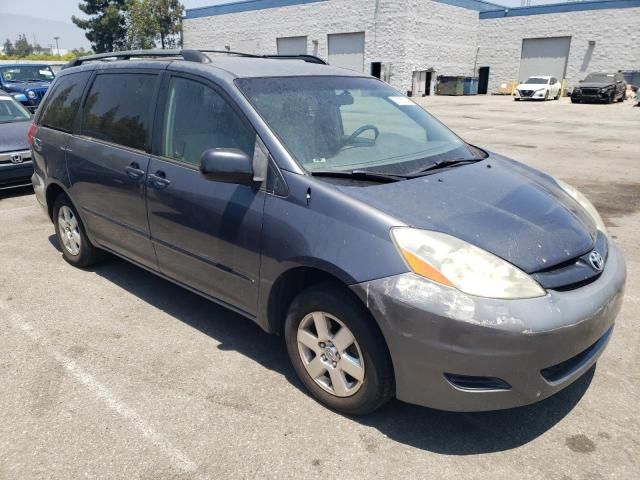 2006 Toyota Sienna CE