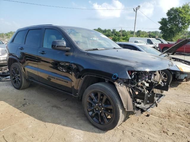 2020 Jeep Grand Cherokee Laredo