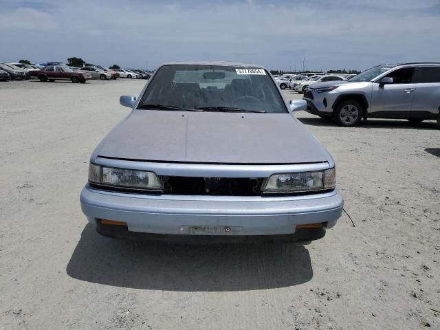 1989 Toyota Camry LE