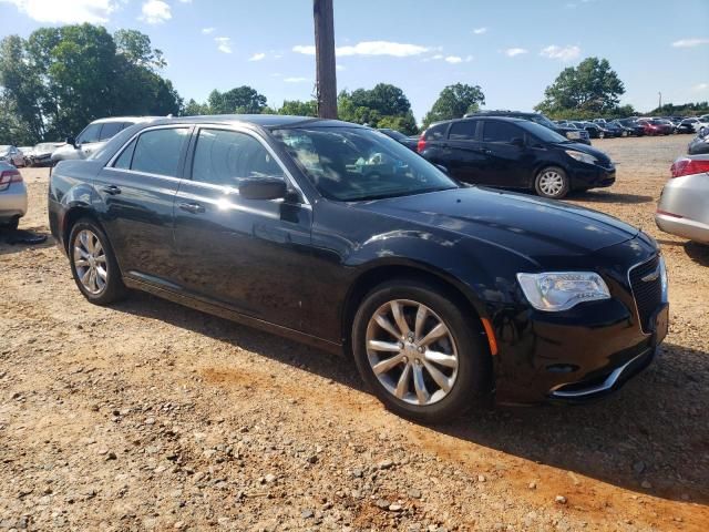 2016 Chrysler 300 Limited