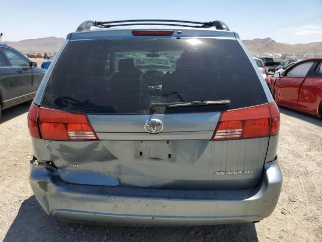 2005 Toyota Sienna XLE