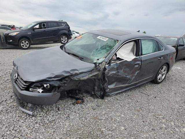 2015 Volkswagen Passat SEL