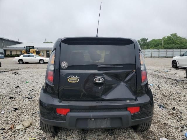 2011 KIA Soul +