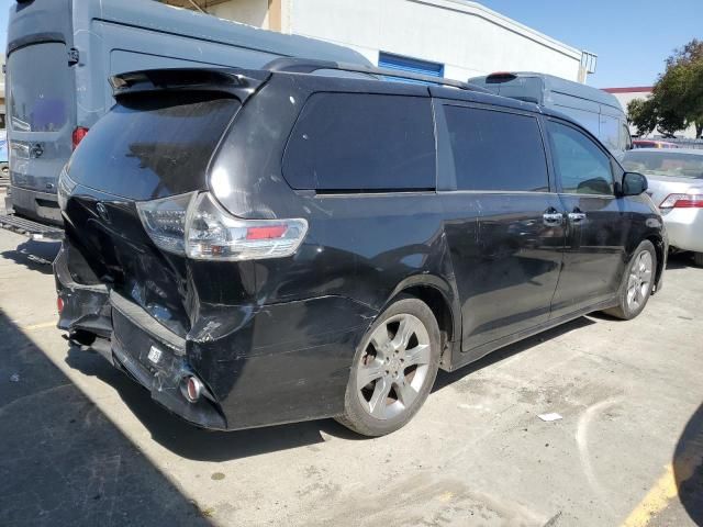 2014 Toyota Sienna Sport